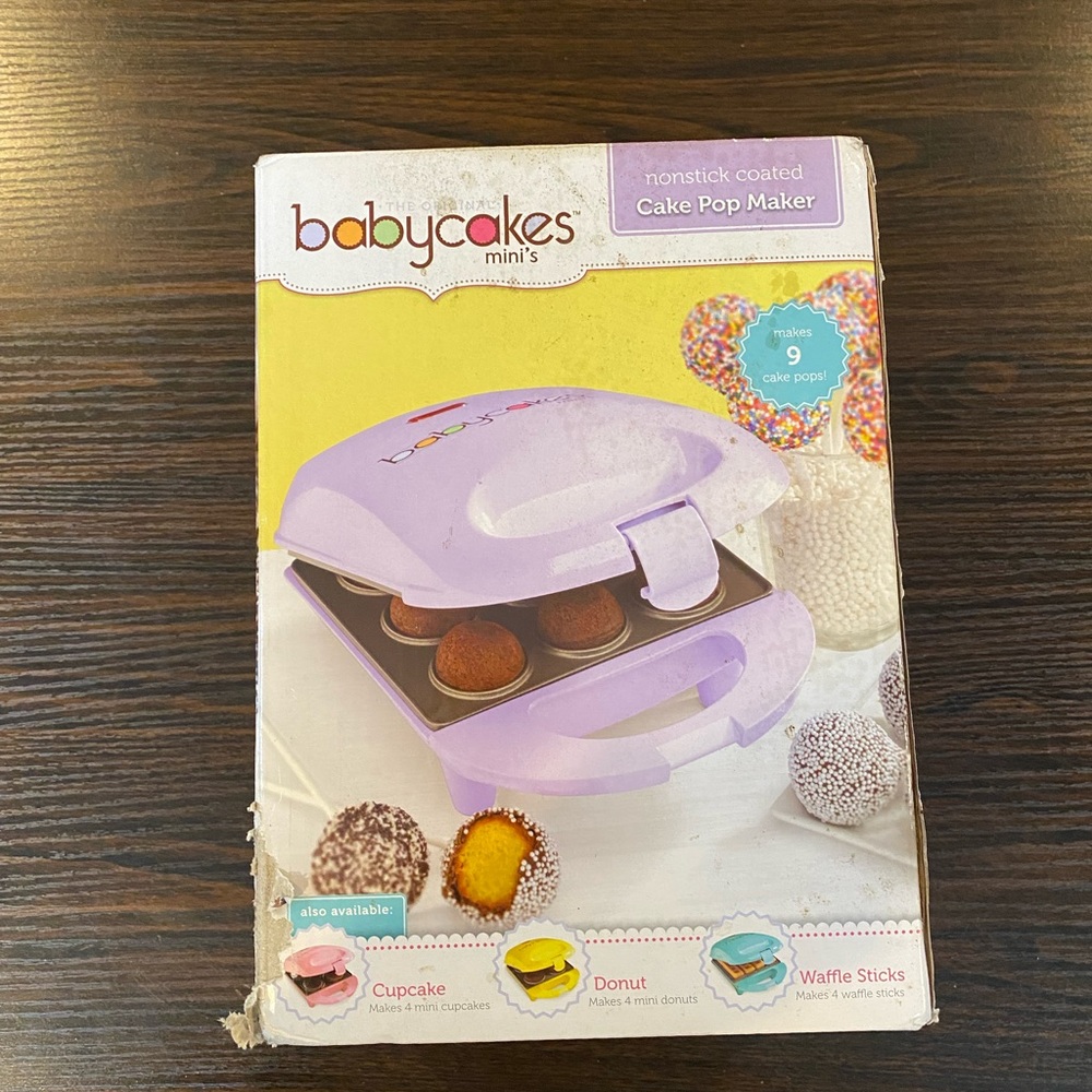 brand new babycakes mini cake pop maker